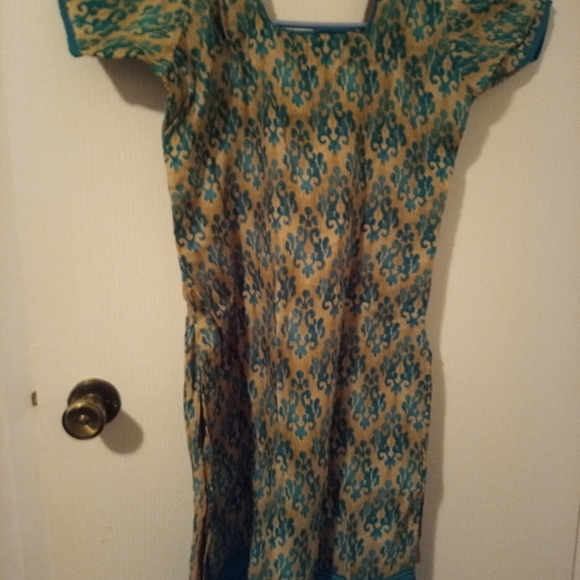 Long top 2 for 15 - Picture 3 of 4